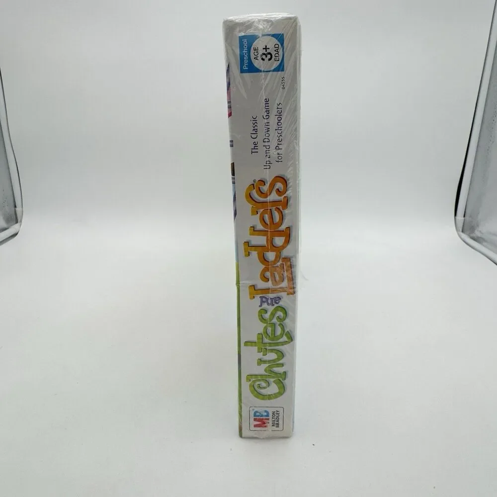 Vintage CHUTES and LADDERS Board Game Milton Bradley 2005 PRESCHOOL